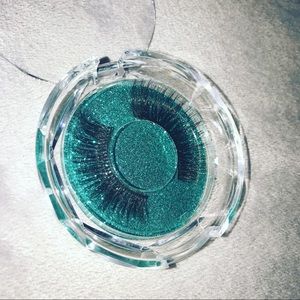 False reusable lashes